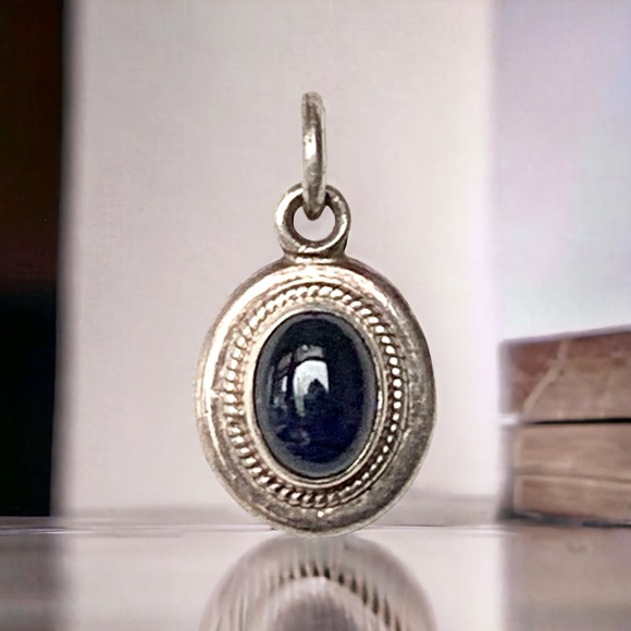 925 Sterling Silver Pendant